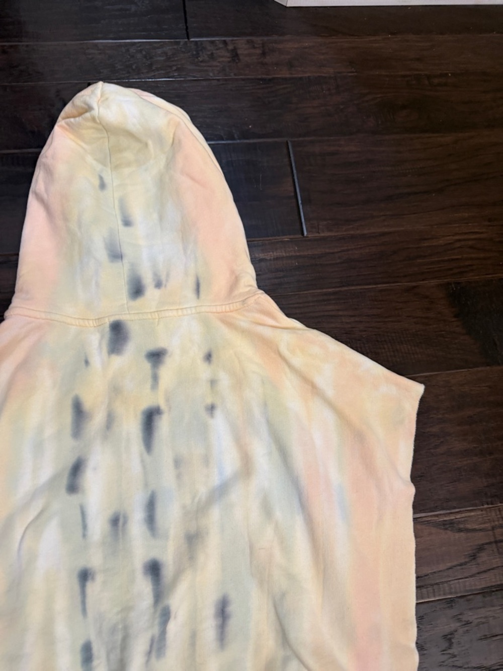 Young Fabulous & Broke hoodie Pastel Peach Tie-Dye Sleeveless - Picture 8 of 10